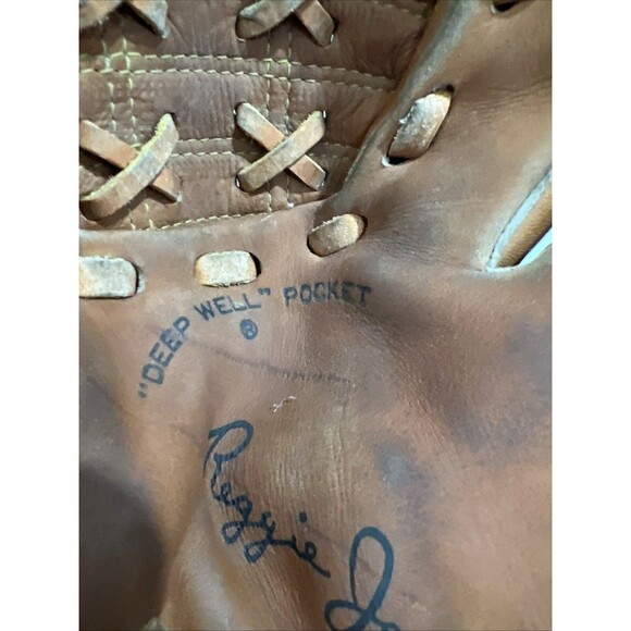Rawlings Reggie Jackson Baseball Glove RBG90 “Deep Well” Pocket 9” RHT - Picture 10 of 16